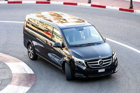 vermietung von vip-kleinbussen mit fahrer